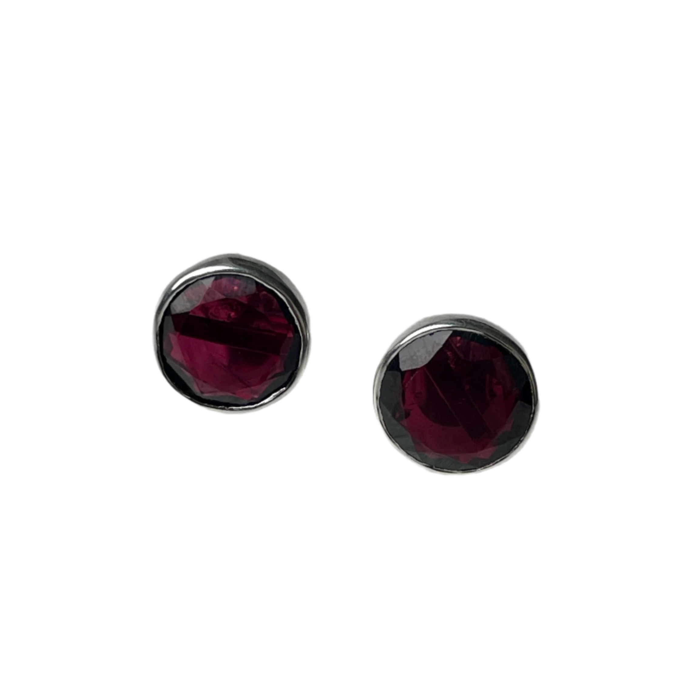 Garnet Studs in Sterling Silver with a Round Faceted Gemstone - Milina London