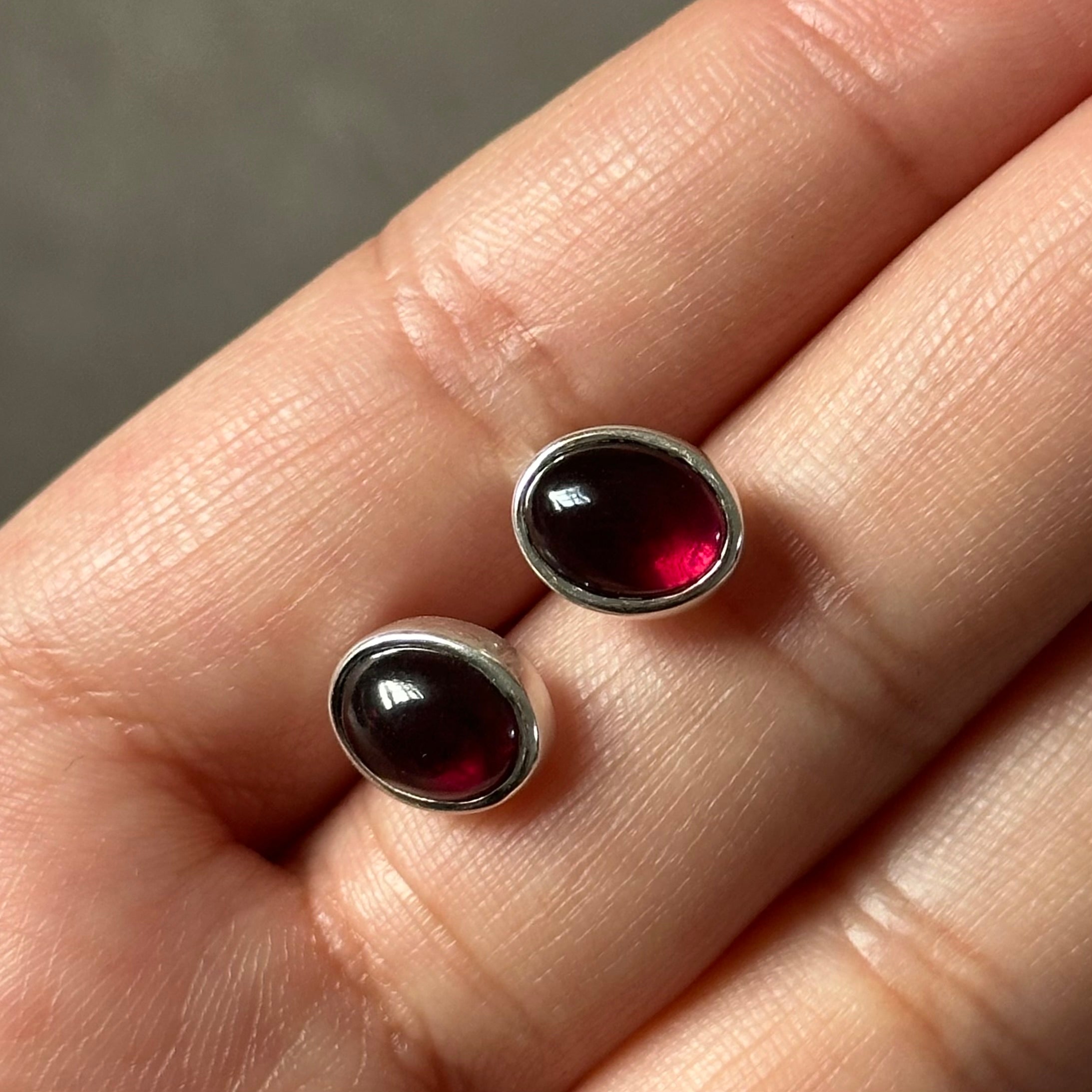 Sterling Silver Oval Stud Earrings with Cabochon Cut Garnet Gemstone - Milina London 